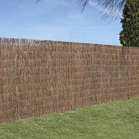 Brushwood Thatch Screen Roll - 1.5X4M(2CM DIAMETER) 3 Brushwood Thatch Screen Roll - 1.5X4M(2CM DIAMETER) - Image 3