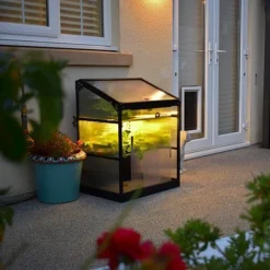Sprout S6 - Climate Controlled Mini Greenhouse -Garden Central Sales Store S62lights