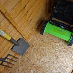 4 X 3 Waltons Overlap Apex Wooden Garden Shed -Garden Central Sales Store SI 001 001 0146201720Floor1