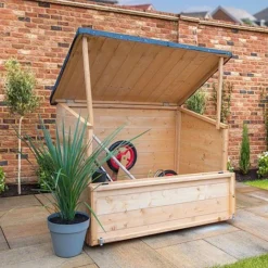 Outdoor 4 X 3 Shiplap Storage Chest -Garden Central Sales Store SI 001 002 0021 DO Angle 002